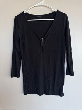 EXPRESS Black Ribbed Knit Henley Top V-Neck Quarter Zip Long Sleeve Size Medium